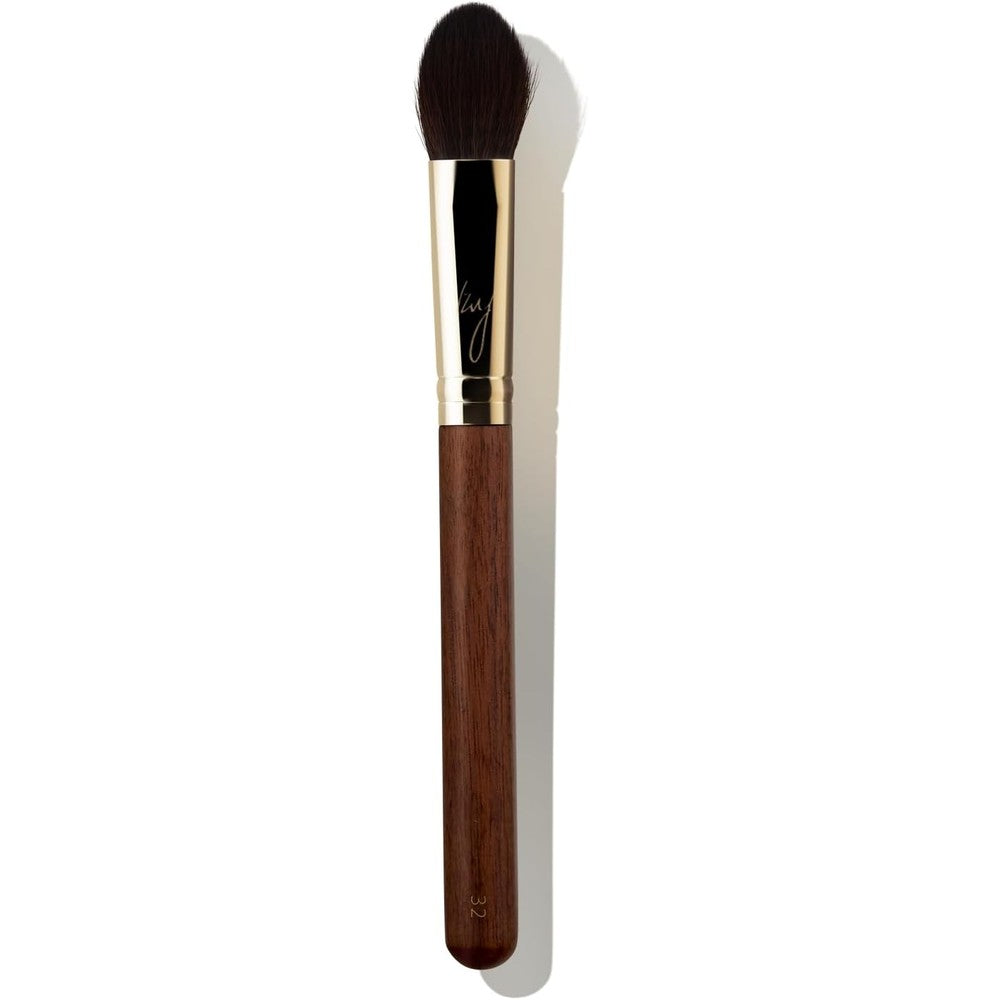 SOO ADOR BY MAENG Number 32 Cheek Brush front view showing dark wood handle and gold ferrule