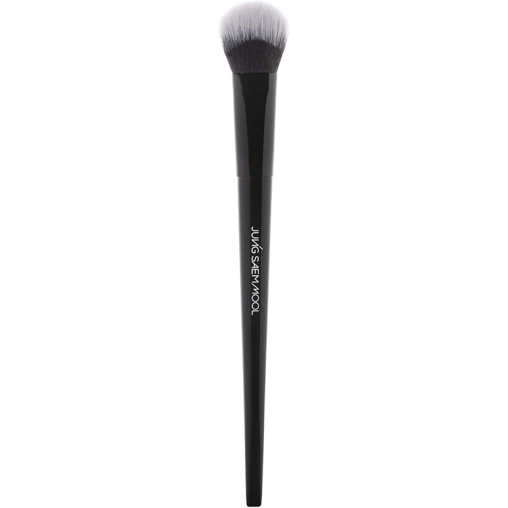 Jung Saem Mool Masterclass Blush Brush front view featuring the premium triple-cut angled synthetic bristles.