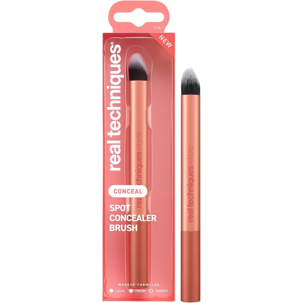 Real Techniques Spot Concealer Brush front view precision makeup tool
