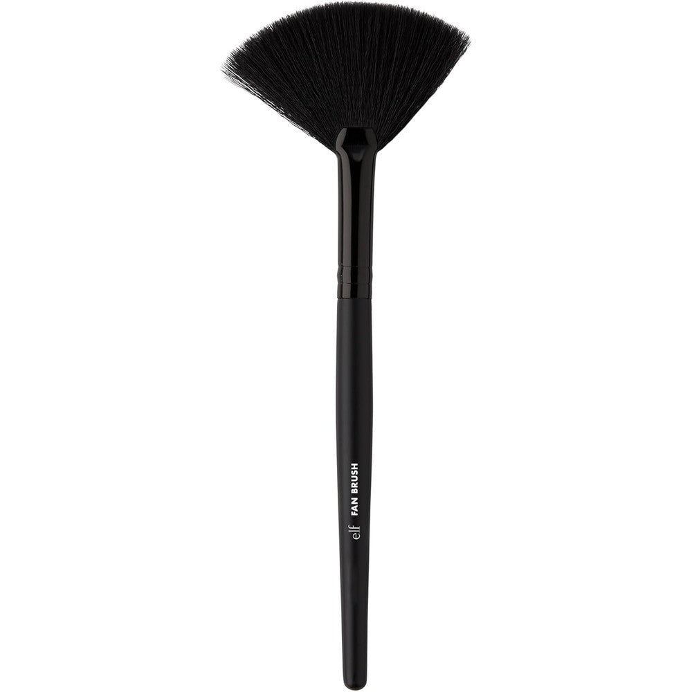 e.l.f. Fan Brush with soft synthetic bristles for contour and highlight