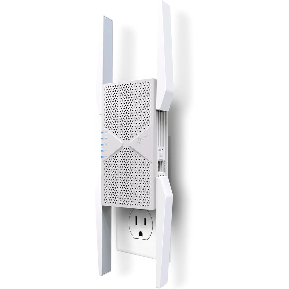 TP-Link BE10000 Wi-Fi 7 Range Extender RE653BE front view showing antennas