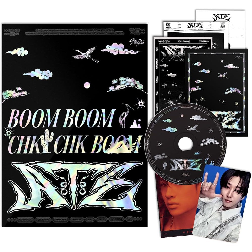 JYP Entertainment Stray Kids ATE Version album front packaging showcasing the holographic black theme.