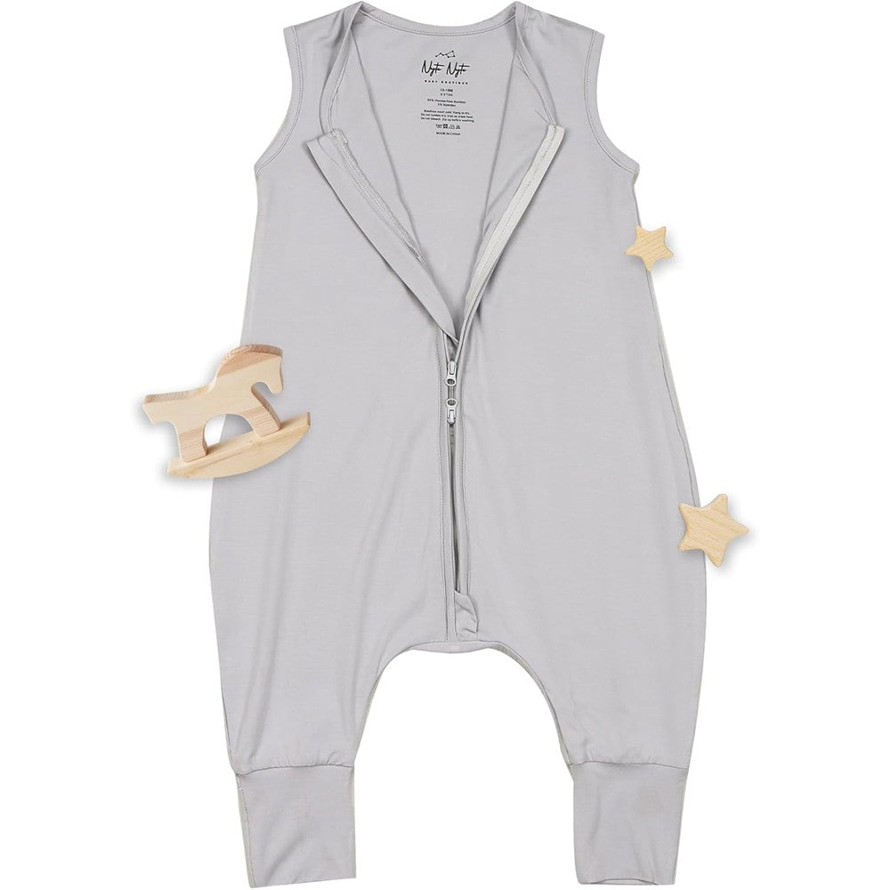 Nyte Nyte Baby 0.5 TOG sleeveless sleep sack front view in fog color