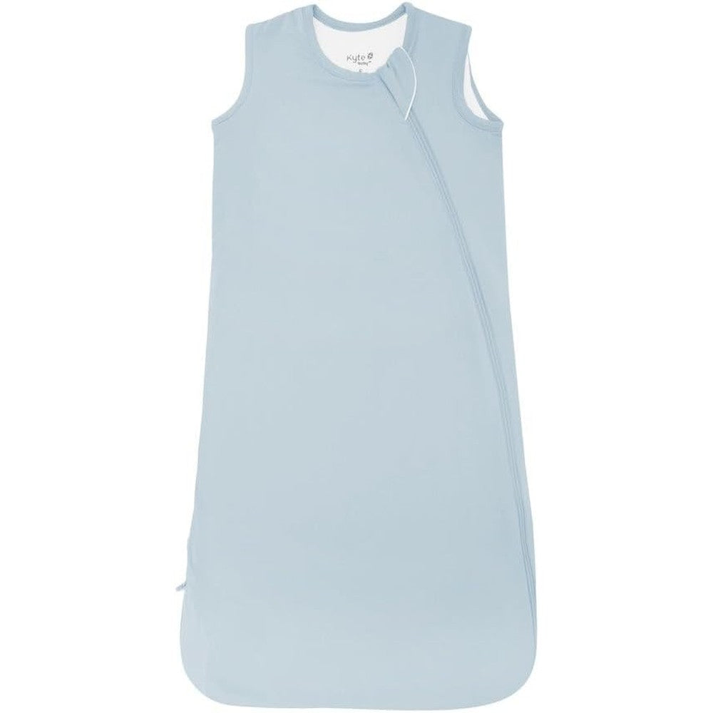 KYTE BABY unisex bamboo rayon sleep bag front view in fog color