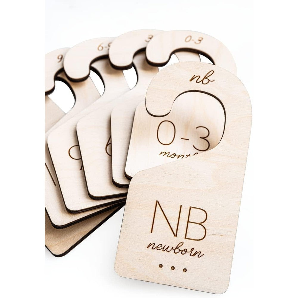 White Loft baby clothes dividers set of 7 in birch wood front view