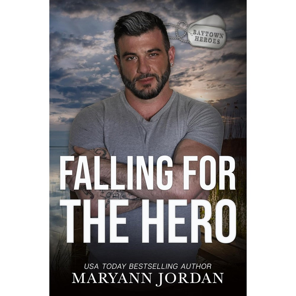 Falling For the Hero (Baytown Heroes Book 13)