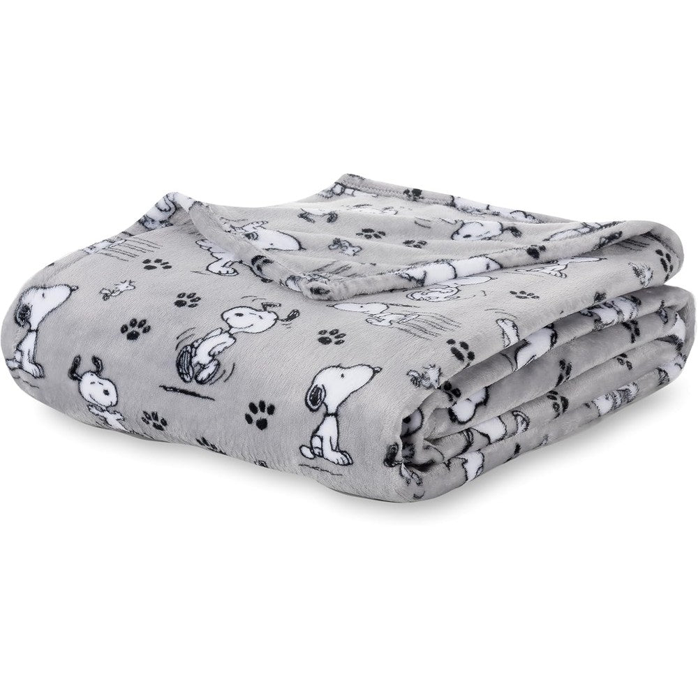 Berkshire Blanket Peanuts Snoopy VelvetLoft plush blanket front view