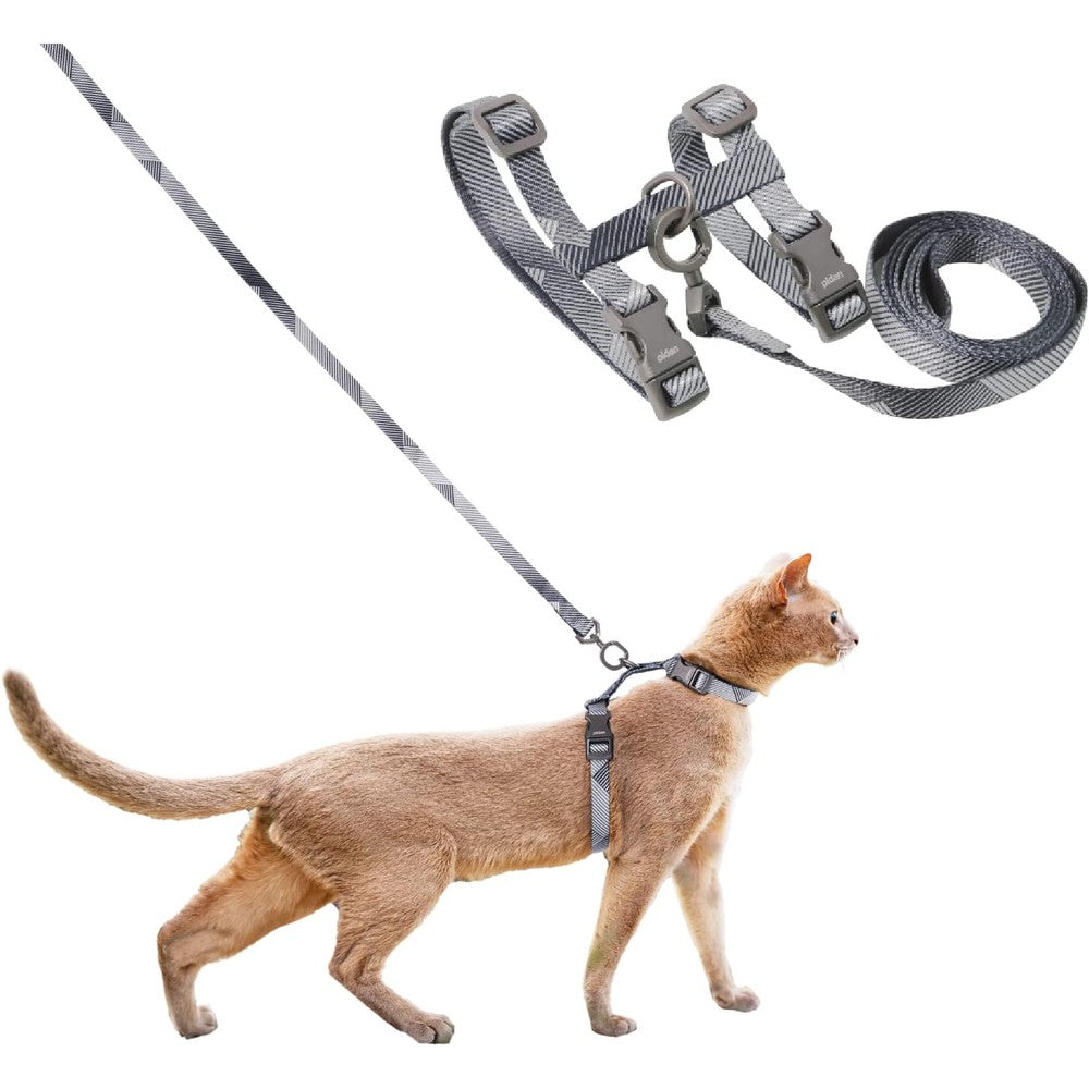 Pidan cat harness and leash set in grey front view for walking