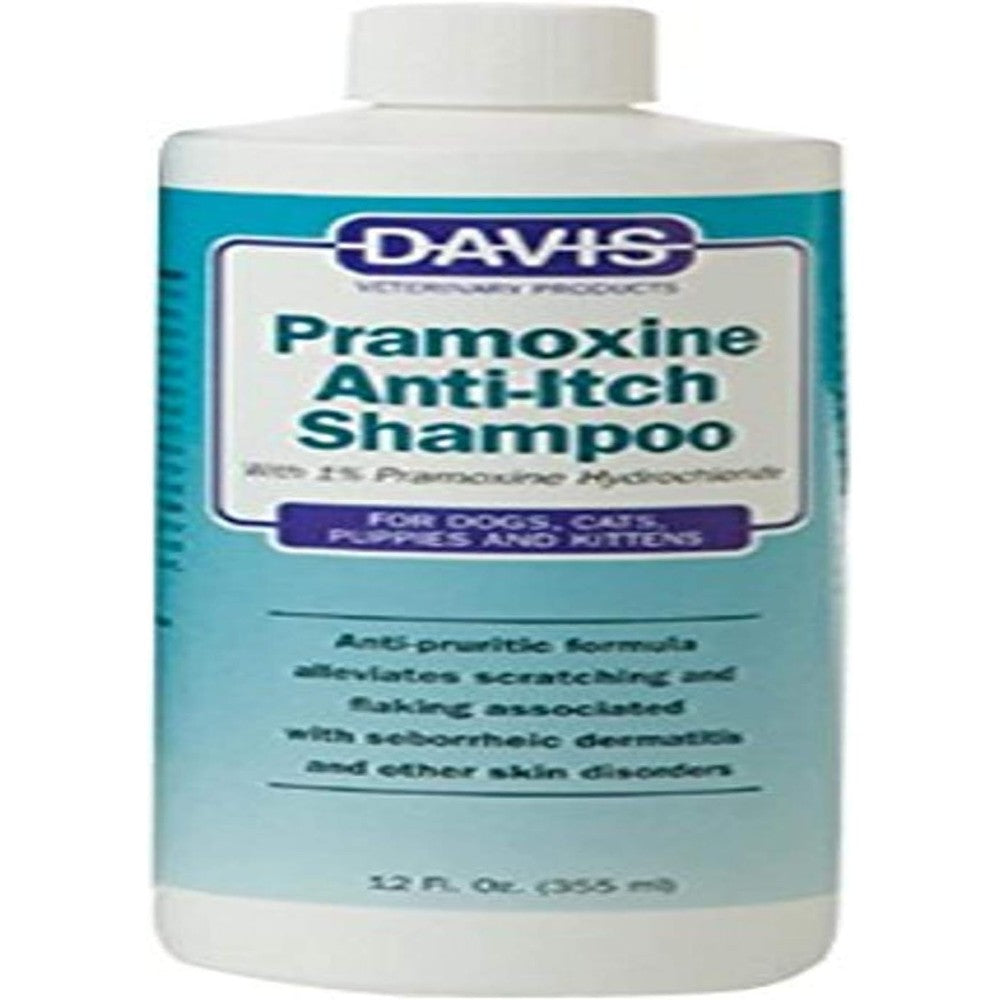 Davis Pramoxine Anti-Itch Dog and Cat Shampoo bottle front view
