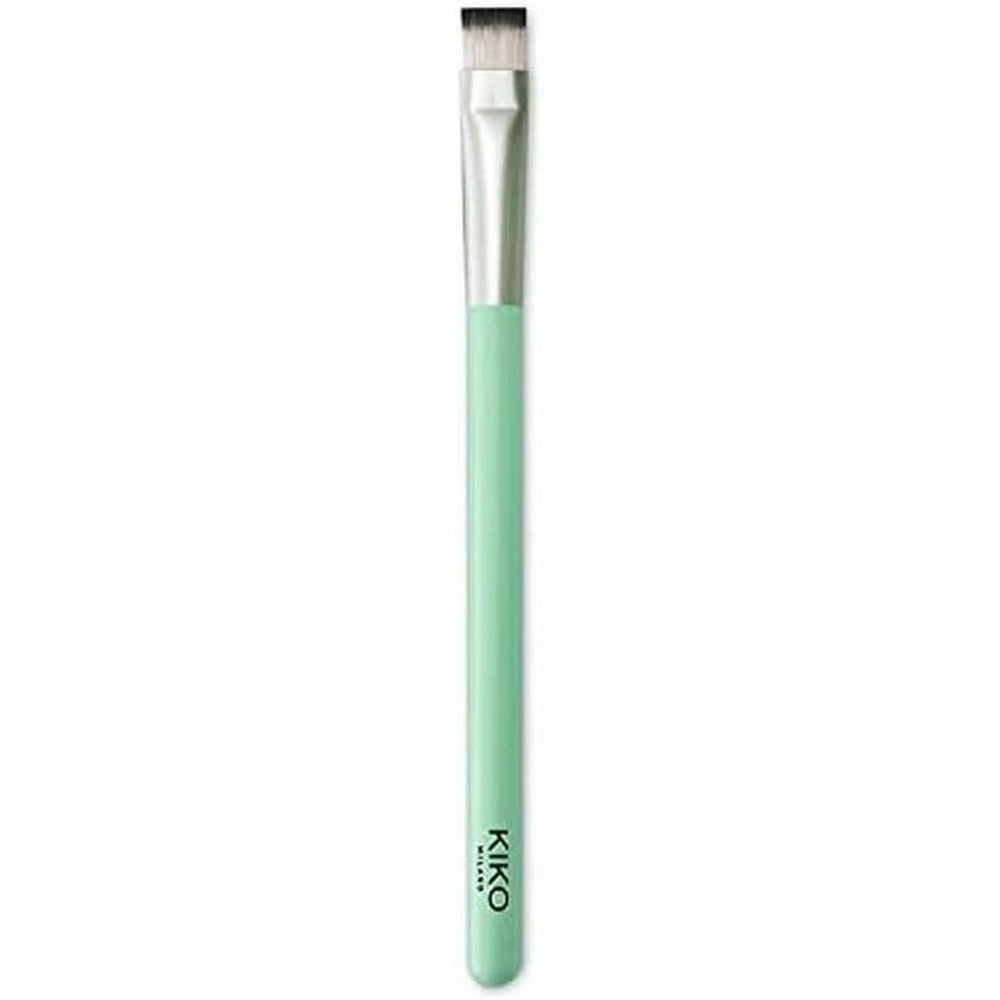 KIKO Milano Smart Concealer Brush 100 Flat Squared Tip Concealer and Eyeshadow Brush With Synthetic Fibers 1 Count