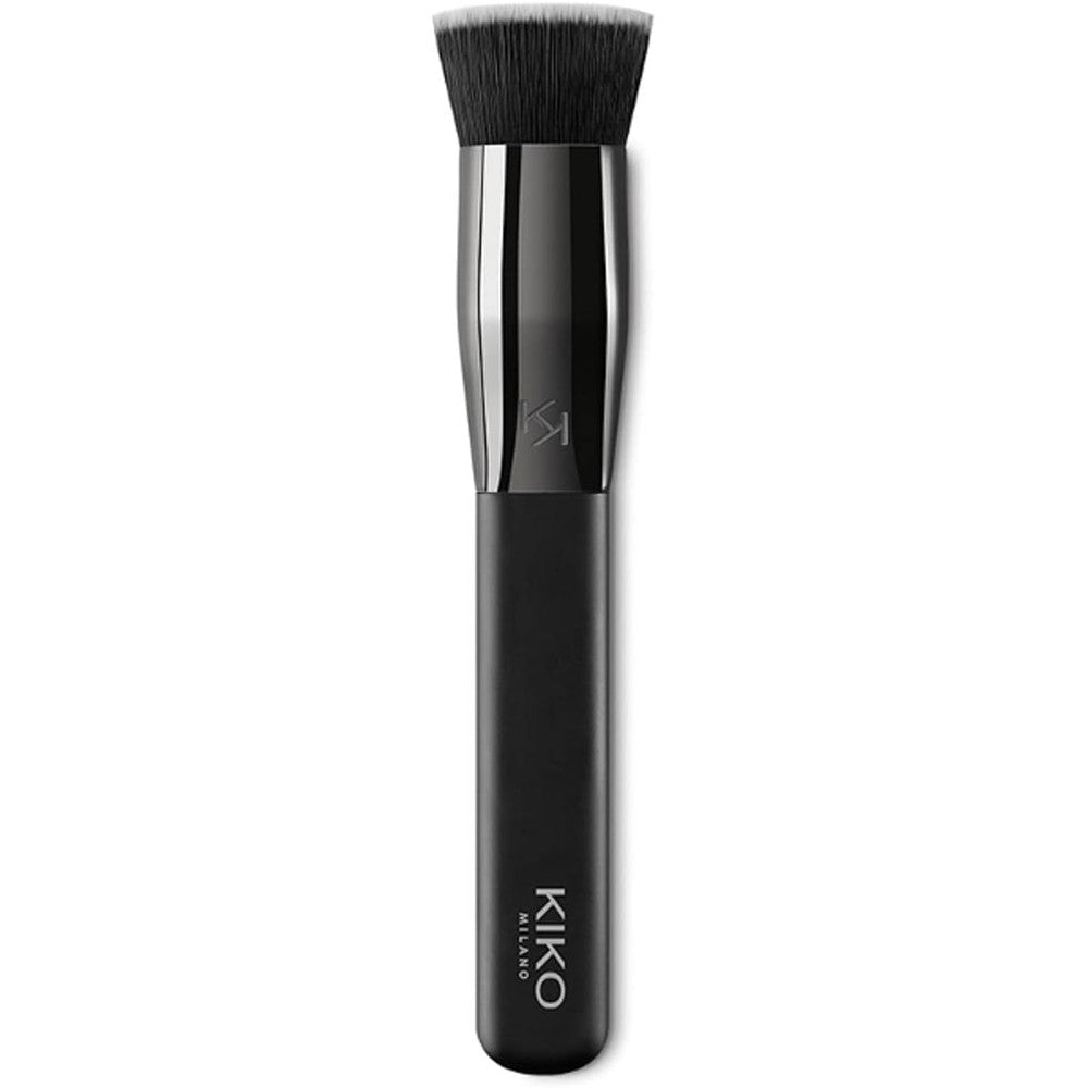 KIKO Milano Face 05 Round Foundation Brush Flat Top Makeup Brush For Liquid And Mousse Products Black 1 Count
