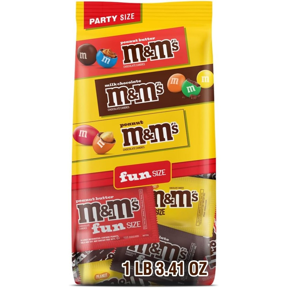 Mars M&M'S Milk Chocolate Peanut And Peanut Butter Fun Size Variety Pack Party Size Nineteen Point Forty One Ounce Bulk Candy Bag