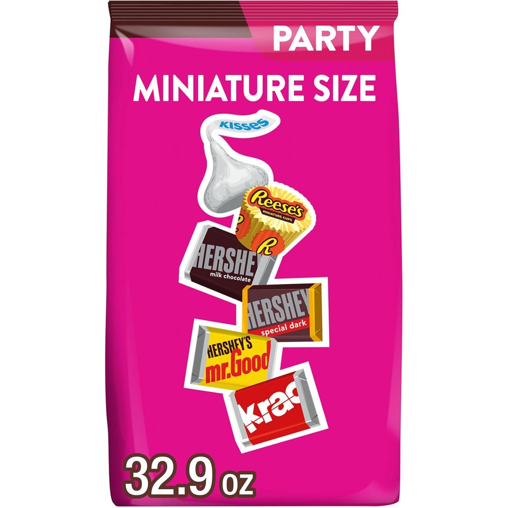 Hershey's and Reese's Miniatures Assorted Chocolate Candy Party Pack Containing Reese's Peanut Butter Cups and Hershey's Milk Chocolate Bars 32.9 O...